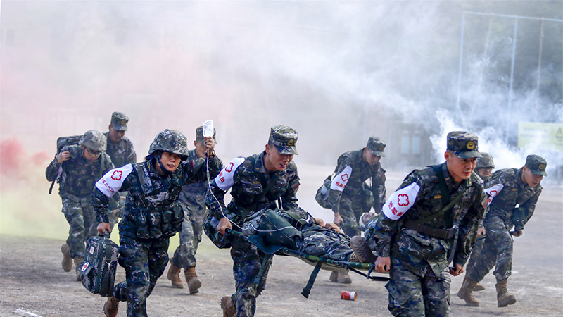 武警甘肅總隊(duì)醫(yī)院開展衛(wèi)勤專業(yè)全要素演練錘煉戰(zhàn)救技能